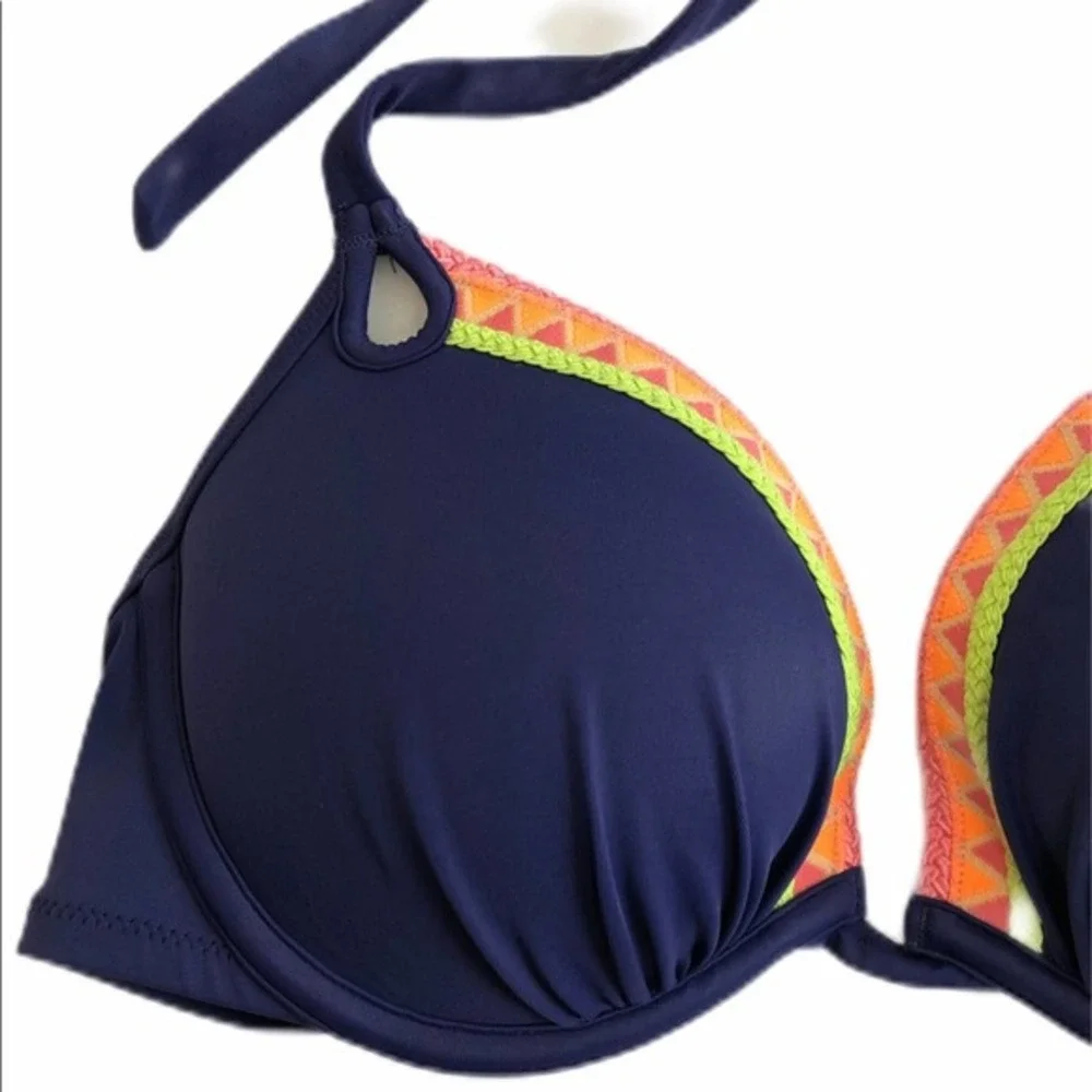 Victoria’s Secret “the gorgeous push-up” 34C